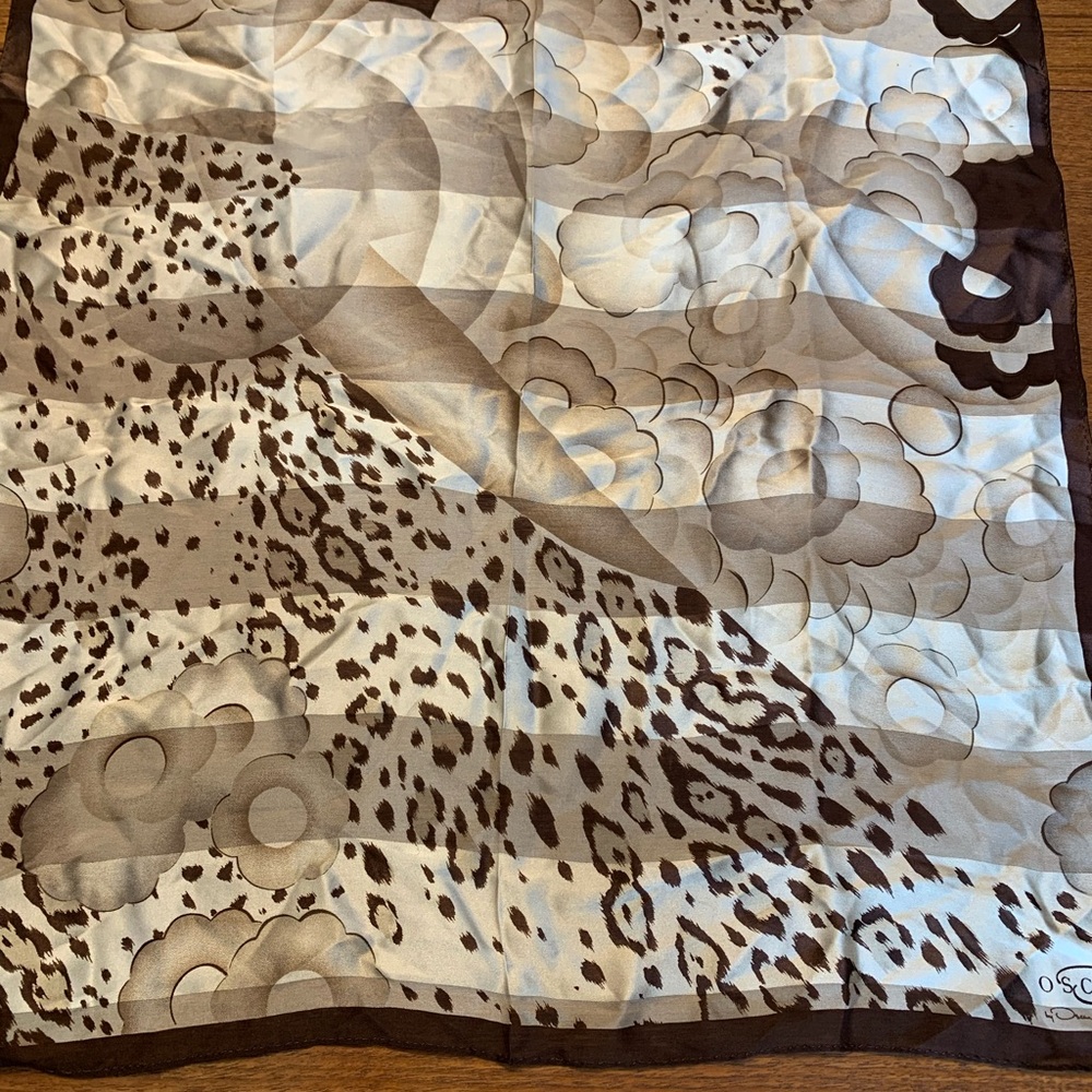 Oscar de la Renta Brown and Cream Floral scarf